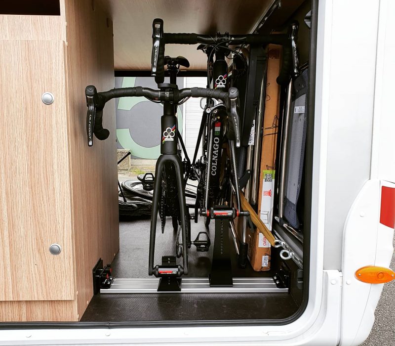 CAMPER_with_racing_bikes_6