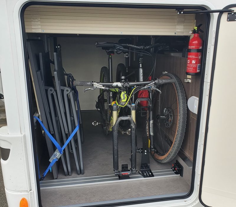 2 MTB's in mobilhome
